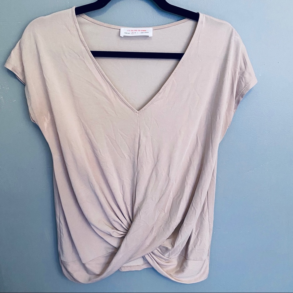 It’s too cool for school twist top